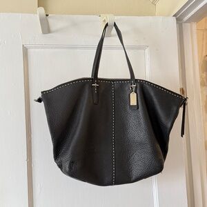 COACH Leather Handbag -  crossbody convertible with single strap. Original